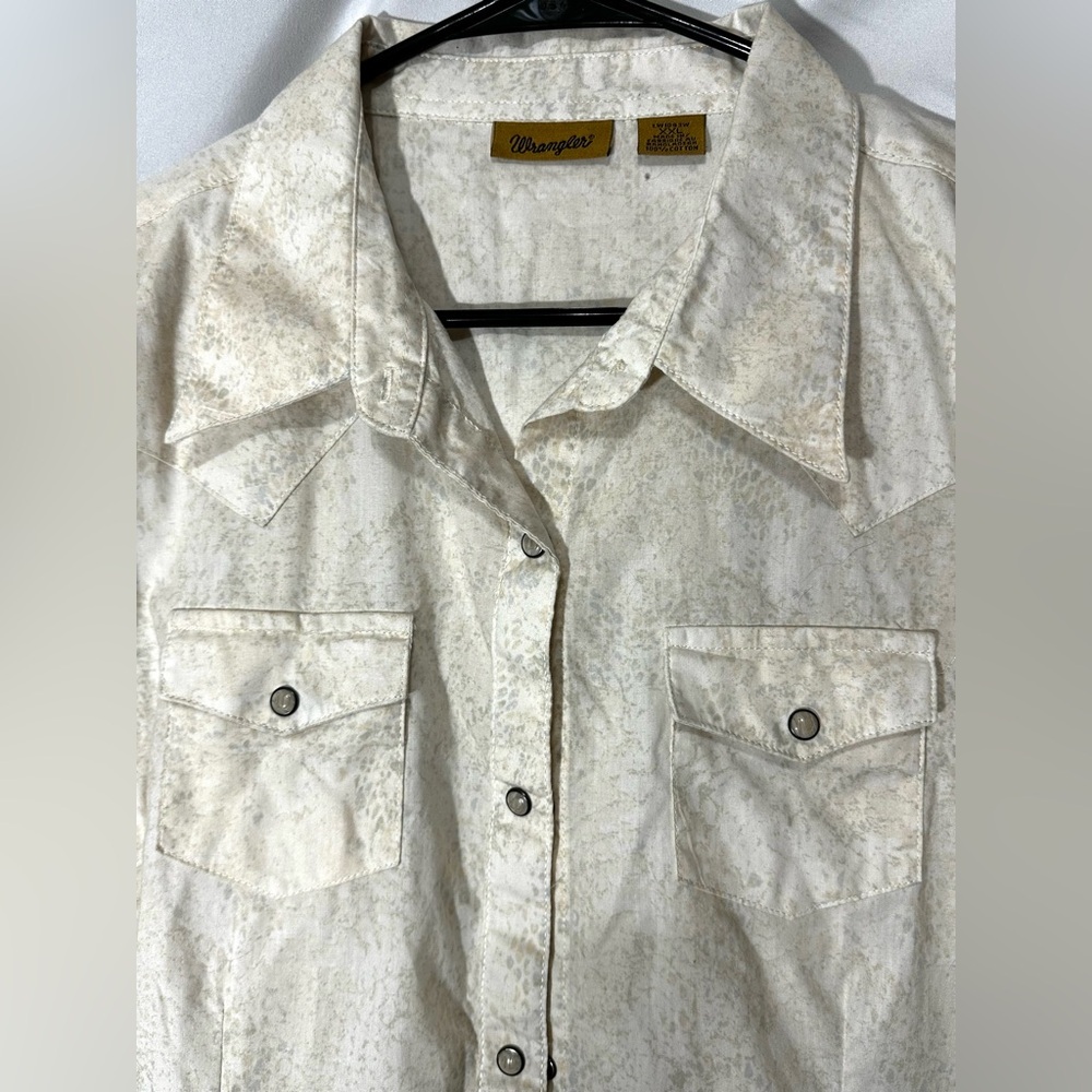 Wrangler Button Down with Ruffled Sleeves